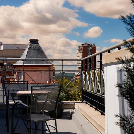 Aparto-Hotel Rosales Madrid Dış mekan fotoğraf