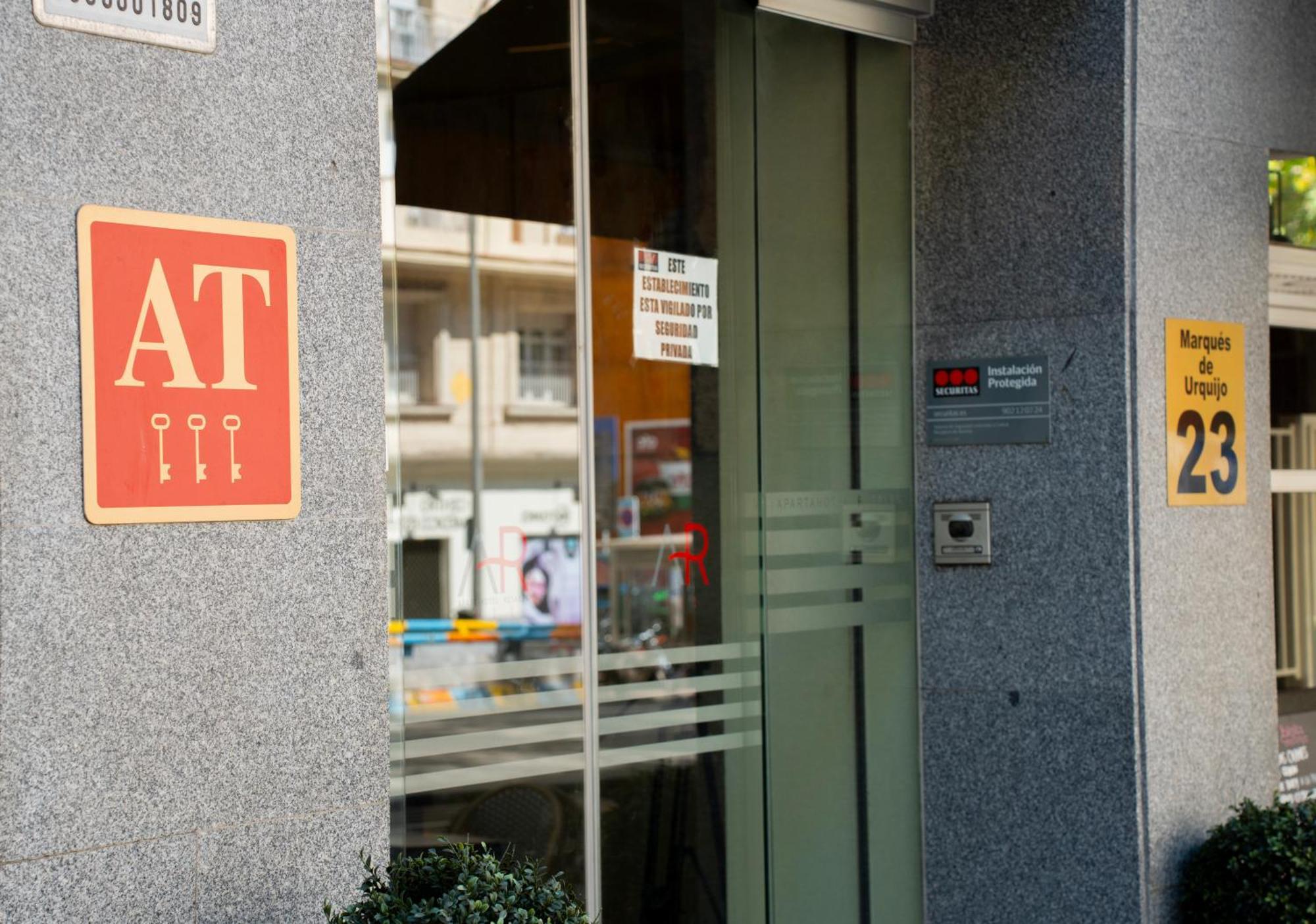 Aparto-Hotel Rosales Madrid Dış mekan fotoğraf