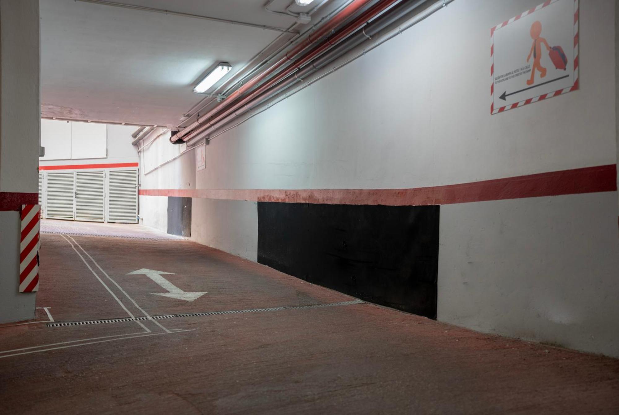 Aparto-Hotel Rosales Madrid Dış mekan fotoğraf