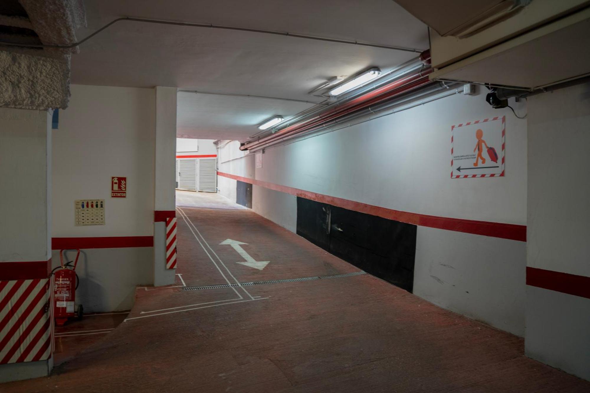 Aparto-Hotel Rosales Madrid Dış mekan fotoğraf