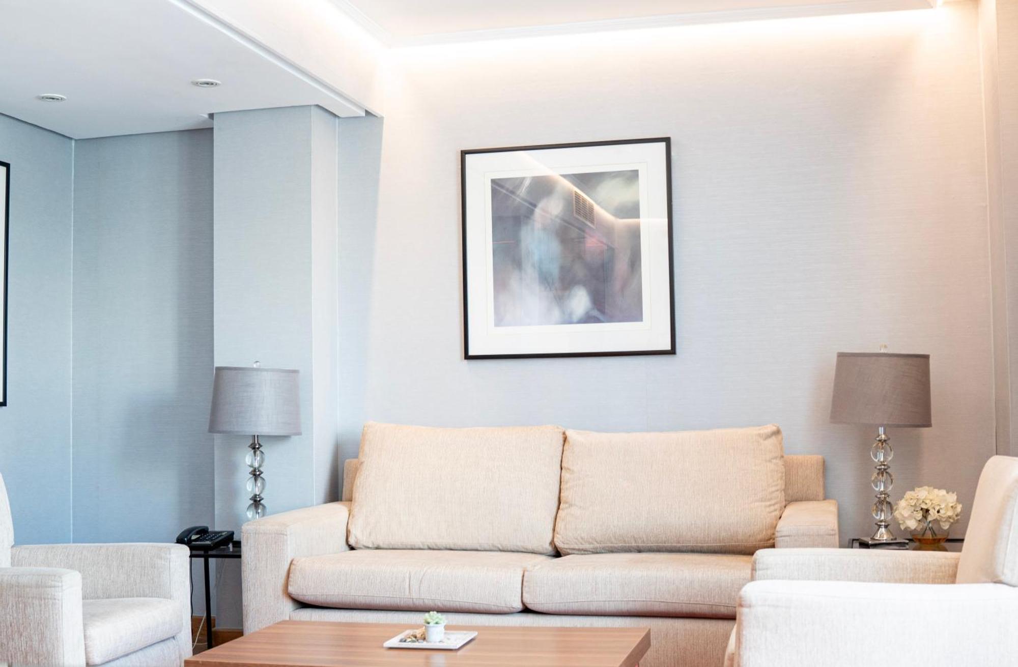Aparto-Hotel Rosales Madrid Dış mekan fotoğraf